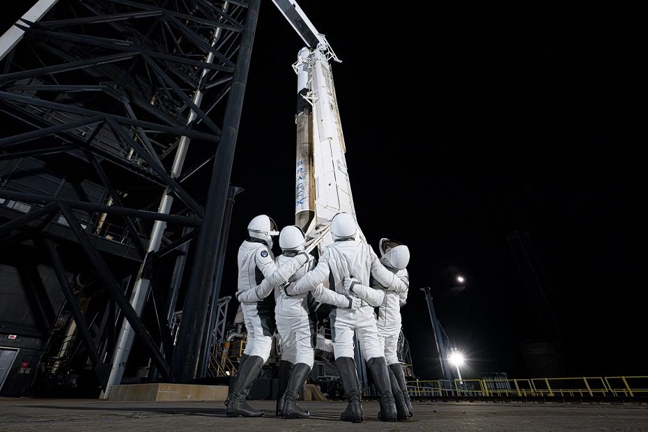 SpaceX’s private spacewalk mission targets Tuesday launch