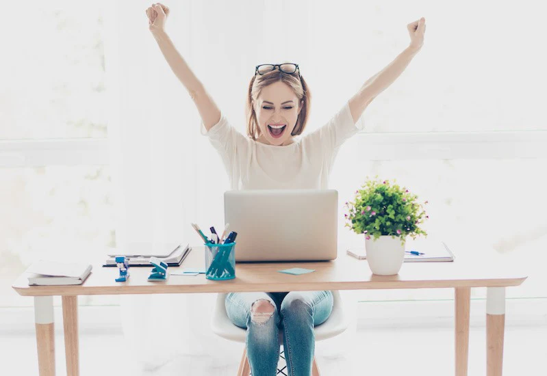 How to be happy at work: the 10 tricks