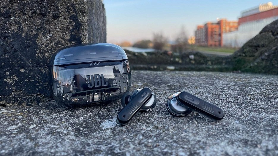 JBL and its intention to be much more than a brand of headphones and speakers