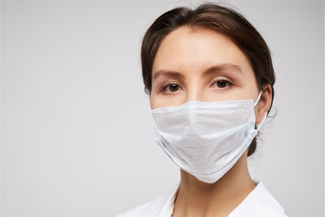 Medicom SafeMask – Surgical Face Masks/Respirators for Airborne Infections