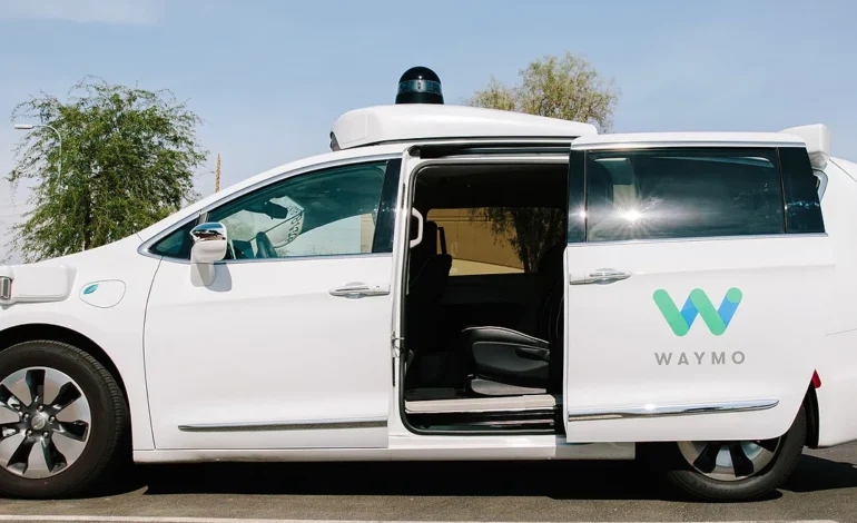 Waymo Reaches 500,000 Weekly Paid Robotaxi Rides